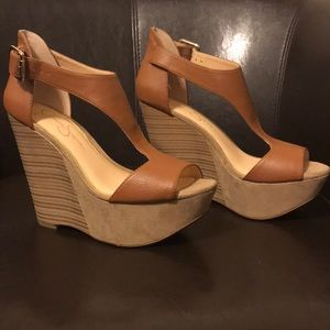 Jessica Simpson’s Wedge Sandals